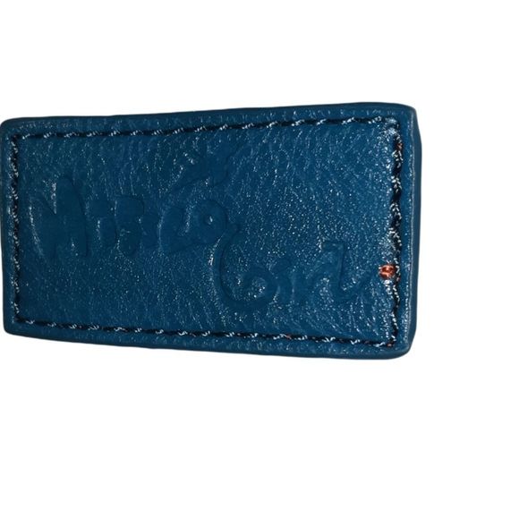 Mislogirl clutch with gold chain & wrist strap optional - Picture 4 of 10